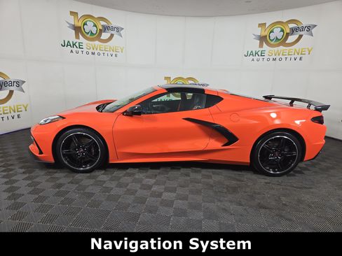 Used 2025 Chevrolet Corvette Stingray Preferred Cpe w/ Z51 Performance Package RWD image 4