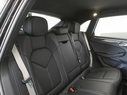 Certified 2023 Porsche Macan GTS AWD/4WD image 31