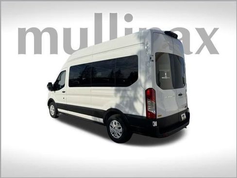 Used 2024 Ford Transit 350 XLT image 3