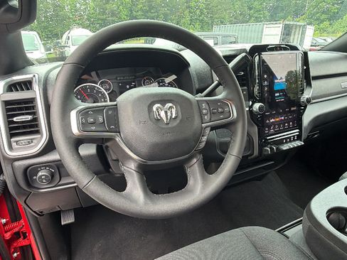 Used 2026 RAM 2500 Big Horn AWD/4WD image 25