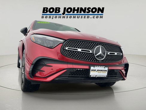 Used 2024 Mercedes-Benz GLC 300 4MATIC image 9