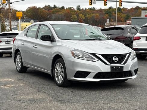 Used 2019 Nissan Sentra SV image 7