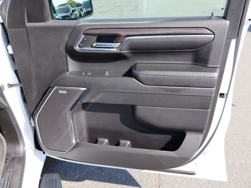 Used 2024 Chevrolet Silverado 1500 RST w/ Convenience Package II AWD/4WD image 36