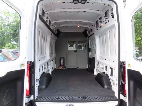 Used 2015 Ford Transit 250 148 High Roof RWD image 17
