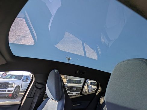 New 2026 Volvo EX30 Plus image 19