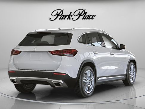 Certified 2021 Mercedes-Benz GLA 250 image 19