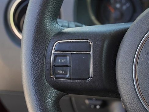 Used 2015 Jeep Compass Sport w/ Power Value Group image 27