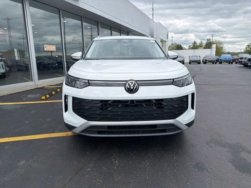 Used 2025 Volkswagen Tiguan S AWD/4WD image 8