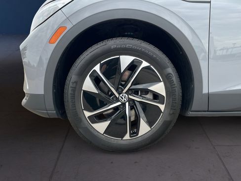 Certified 2022 Volkswagen ID.4 Pro image 18