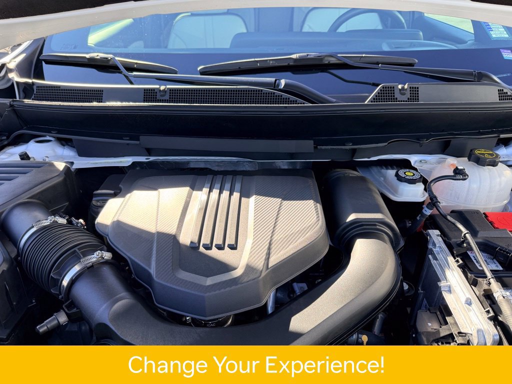 Used 2025 Chevrolet Traverse High Country FWD image 33