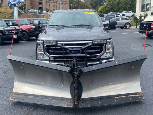 Certified 2020 Ford F350 Lariat w/ Lariat Value Package image 2