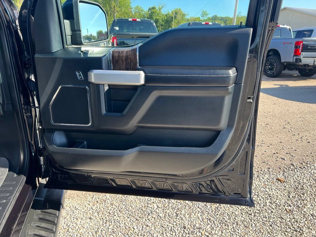 Used 2020 Ford F150 Lariat AWD/4WD image 20