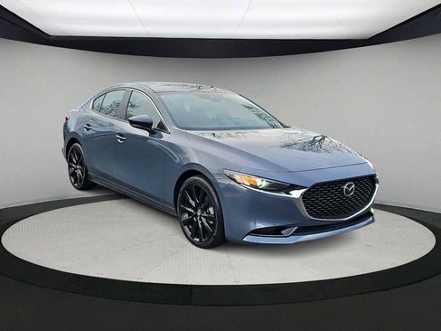 Used 2023 MAZDA MAZDA3 s image 2