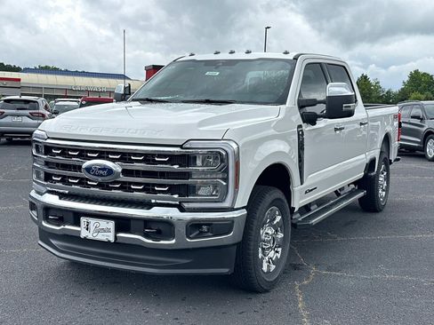 New 2025 Ford F250 Lariat w/ Chrome Package image 66