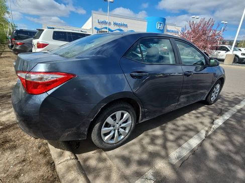 Used 2015 Toyota Corolla LE FWD image 3