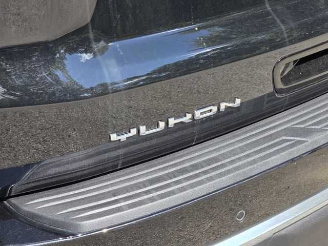Used 2025 GMC Yukon Denali AWD/4WD image 9