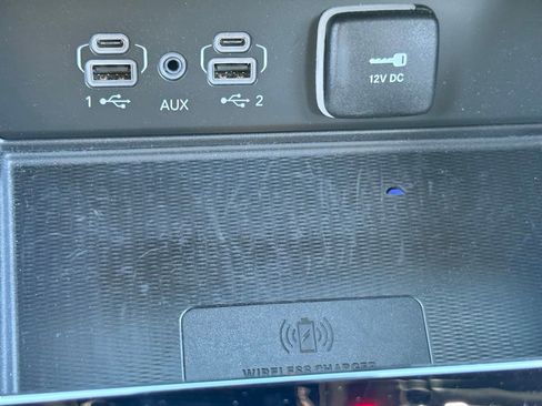 Used 2023 Jeep Grand Cherokee Overland w/ Advanced Protech Group III AWD/4WD image 26