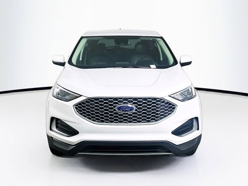 Used 2024 Ford Edge SEL image 2