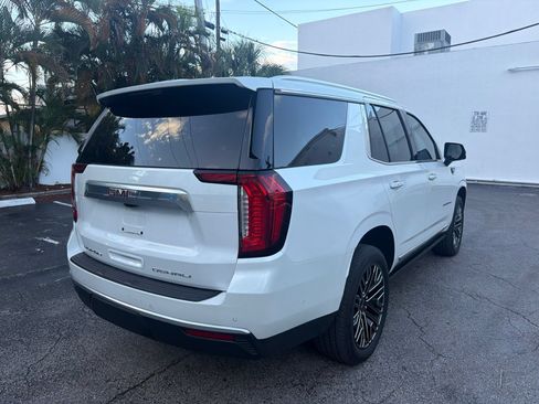 Used 2024 GMC Yukon Denali w/ Advanced Technology Package AWD/4WD image 6