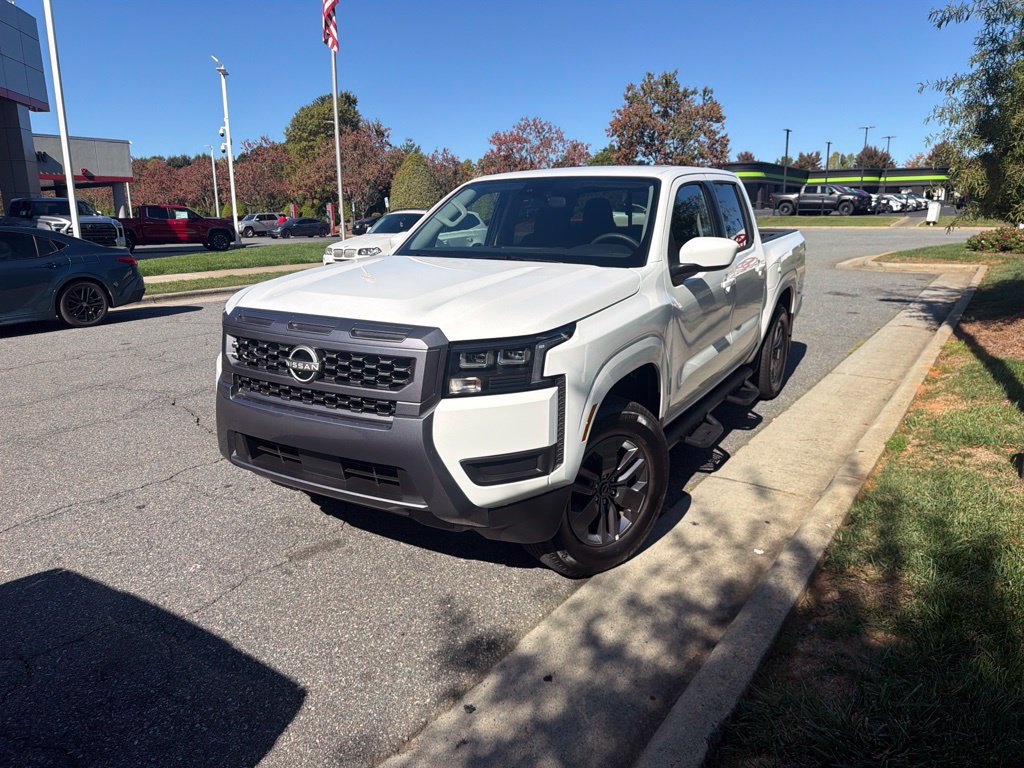 Used 2026 Nissan Frontier SV w/ SV Convenience Package RWD image 6