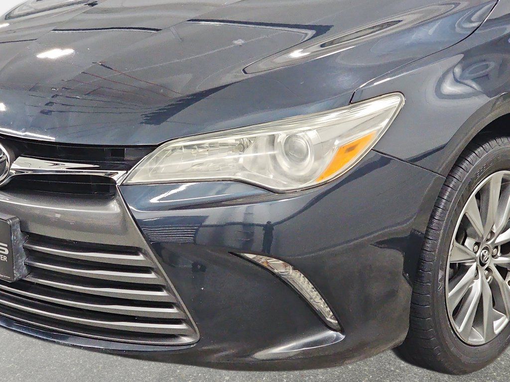 Used 2016 Toyota Camry XLE FWD image 32
