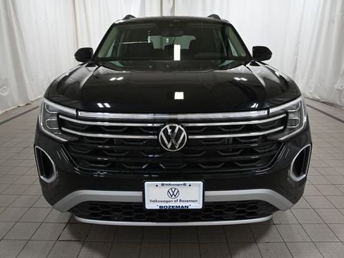New 2026 Volkswagen Atlas Peak Edition AWD/4WD image 16