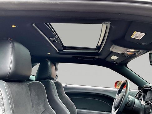 Certified 2023 Dodge Challenger R/T w/ Plus Package image 15