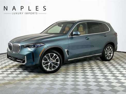 Used 2024 BMW X5 sDrive40i w/ Premium Package image 1