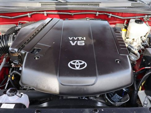 Used 2005 Toyota Tacoma 4x4 Double Cab image 38