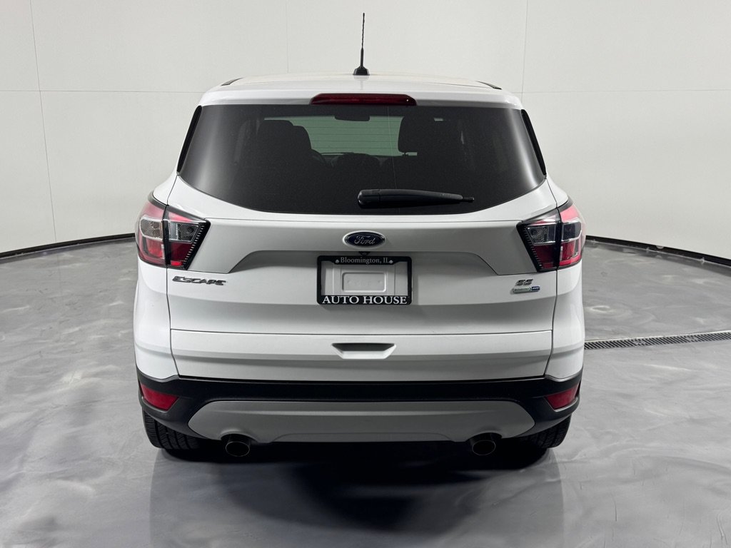 Used 2017 Ford Escape SE AWD/4WD image 6
