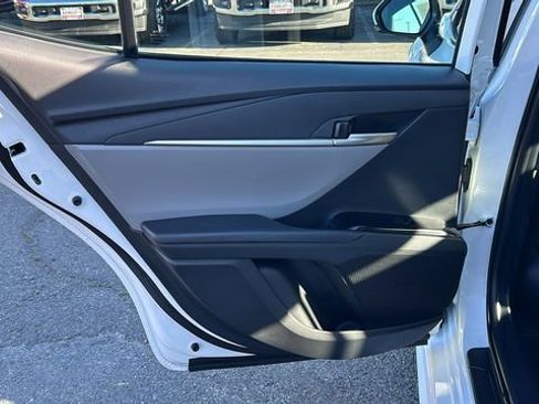 Used 2025 Toyota Camry SE w/ Multimedia Upgrade Package image 11