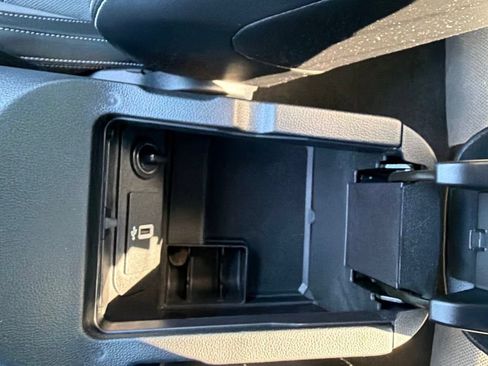 Used 2020 Ford Mustang Shelby GT350 w/ Technology Package RWD image 37