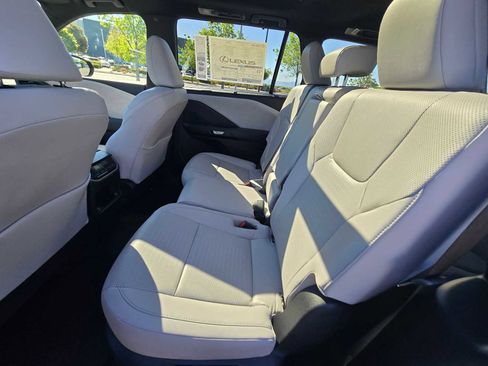 New 2026 Lexus TX 350 AWD image 21