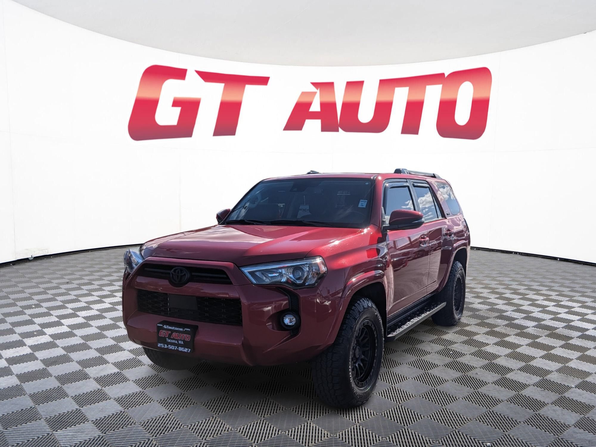 Used 2024 Toyota 4Runner SR5 Premium w/ Moonroof Package AWD/4WD image 2