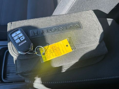 Used 2021 Honda CR-V EX image 32