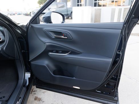 Certified 2026 Toyota Crown XLE image 43