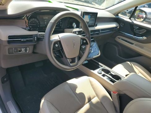 Used 2020 Lincoln Corsair Reserve w/ Appearance Package FWD image 6