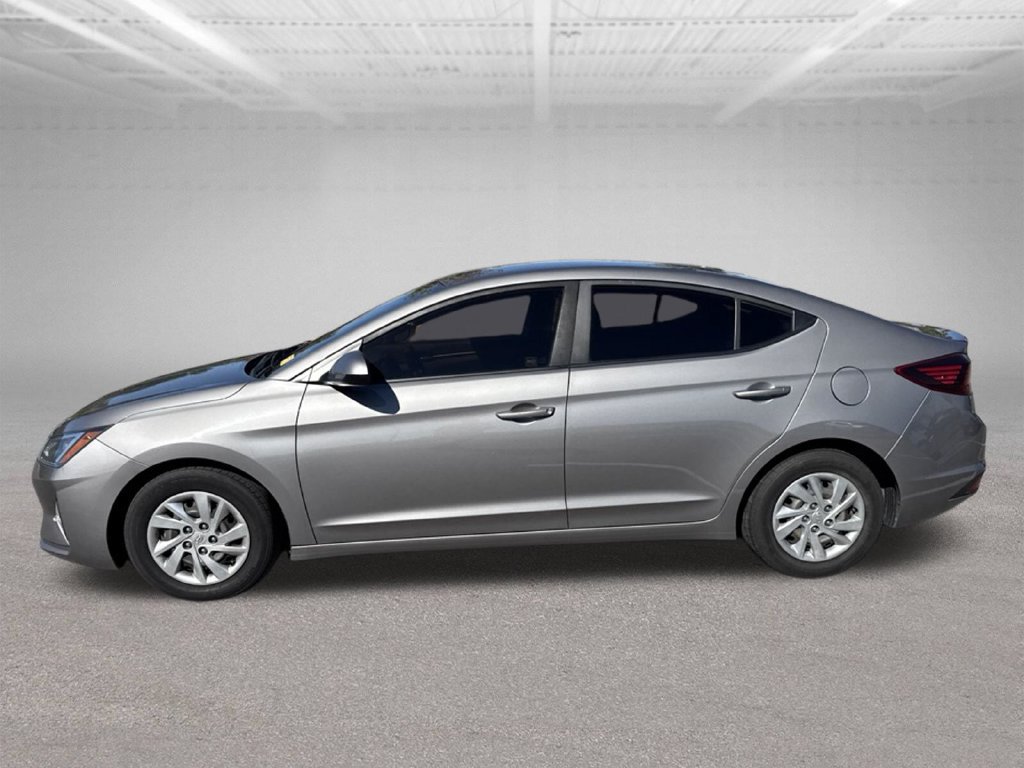 Used 2020 Hyundai Elantra SE w/ Cargo Package (C1) FWD image 4