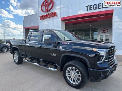 Used 2025 Chevrolet Silverado 2500 LT w/ Z71 Chrome Sport Edition