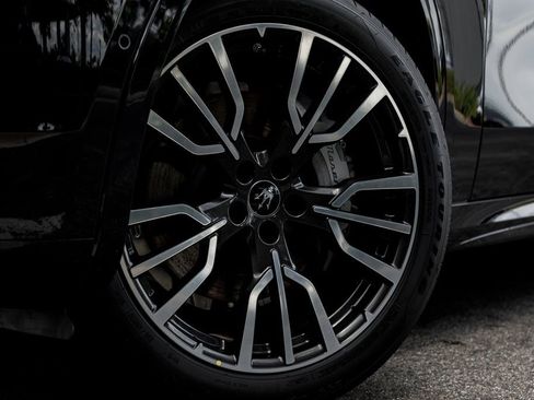 New 2025 Maserati Grecale GT image 10