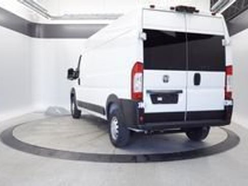 Used 2023 RAM ProMaster 2500 FWD image 3