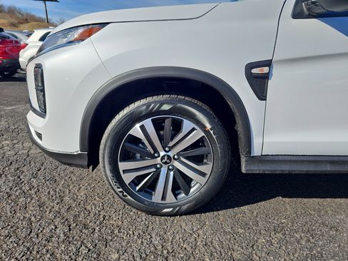 New 2026 Mitsubishi Outlander Sport LE AWD/4WD image 8