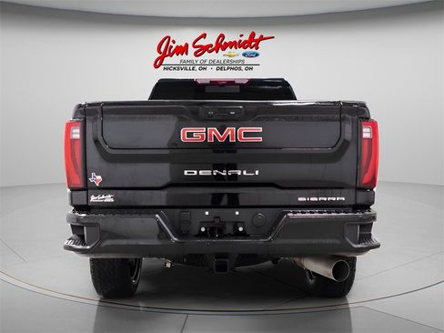 Used 2025 GMC Sierra 2500 Denali w/ Denali Reserve Package image 5