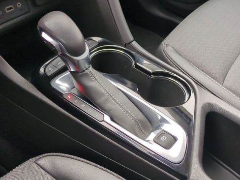 Used 2021 Buick Encore GX Select image 33