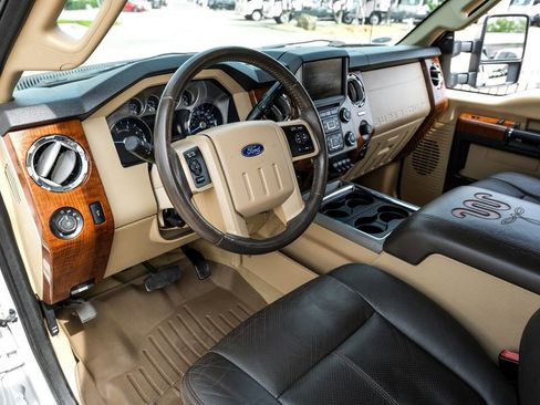 Used 2016 Ford F450 King Ranch w/ FX4 Off Road Package AWD/4WD image 2