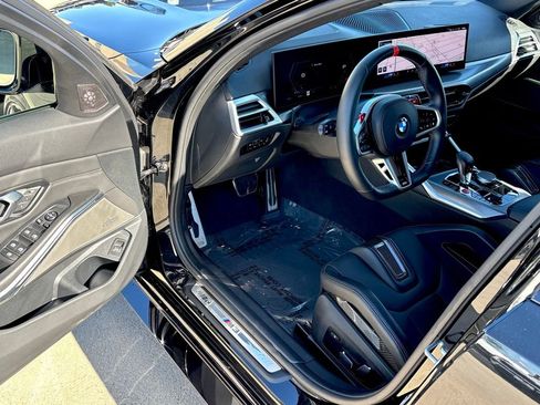 Used 2025 BMW M3 Competition image 11