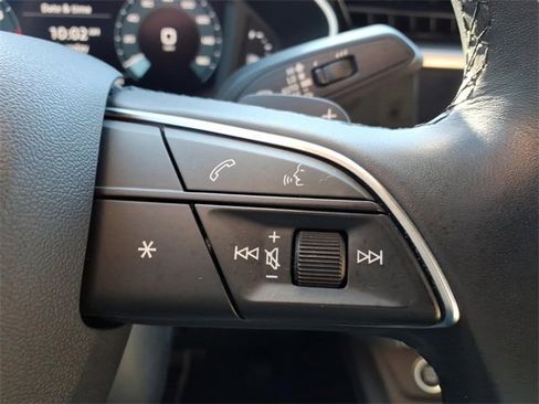 Used 2022 Audi Q3 2.0T Premium Plus w/ Premium Plus Package image 19