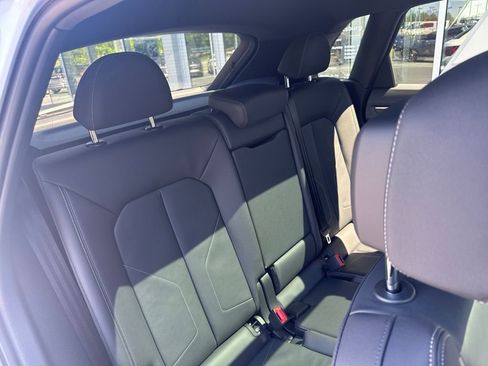 Certified 2025 Audi Q3 2.0T Premium w/ Convenience Package AWD/4WD image 14