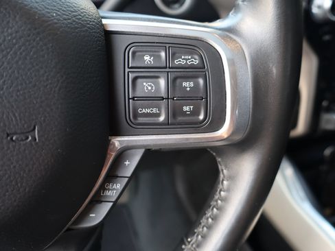Used 2022 RAM 3500 Laramie AWD/4WD image 17