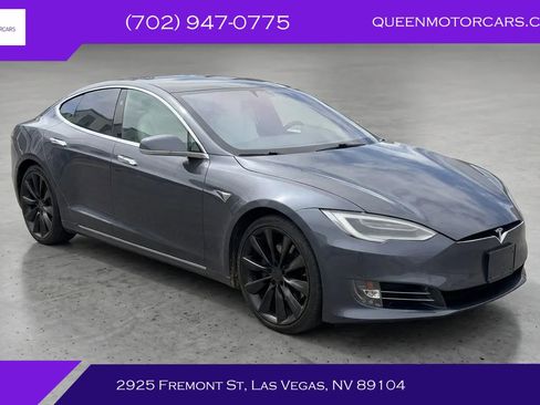 Used 2020 Tesla Model S Long Range Plus image 1
